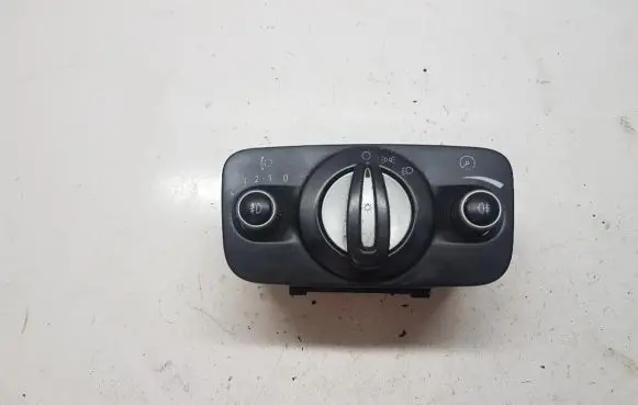 Ford Galaxy Light switch 10022424 A606