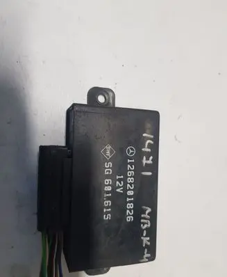 Mercedes-Benz E W124 Seat control module 1268201826 SG601615