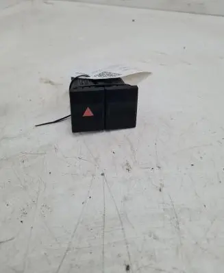 Ford Mondeo Mk III Hazard light switch 1S7T13A350BD