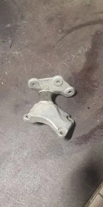 BMW X1 F48 F49 Gearbox mounting bracket 6861570