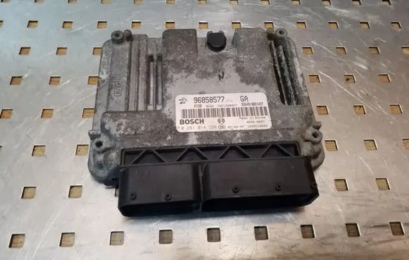 Opel Antara Engine control unit/module 96858577 0281014296
