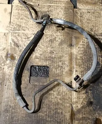 Power steering hose/pipe/line