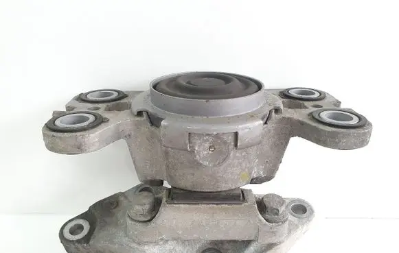 Volvo S80 Engine mount bracket 8G9N7M121AA
