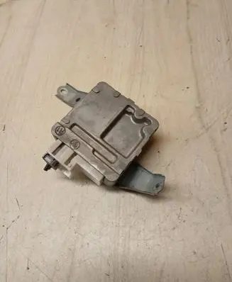Toyota Yaris Verso Power steering control unit/module 896500D070