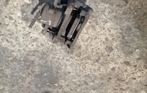 Nissan Micra Front brake caliper