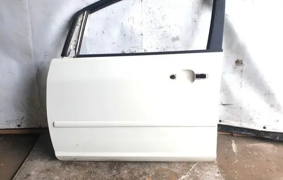 Ford Focus C-MAX Front door 