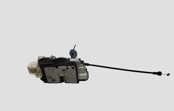 Volvo V40 Front door lock 31391824