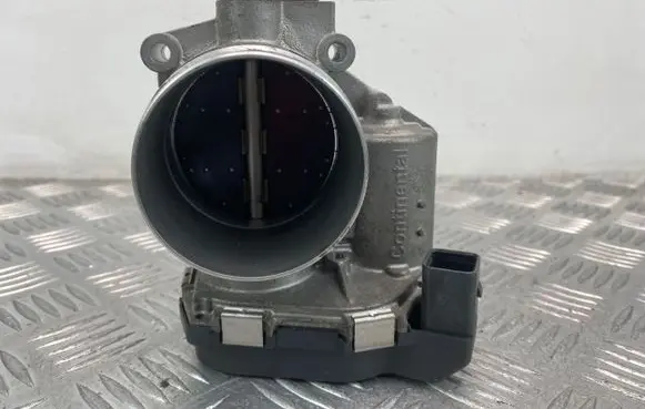 BMW X1 E84 Throttle valve 7588625 2246120471 A2C83786800