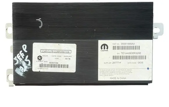 Jeep Grand Cherokee Sound amplifier 05091999AA 68200272AA