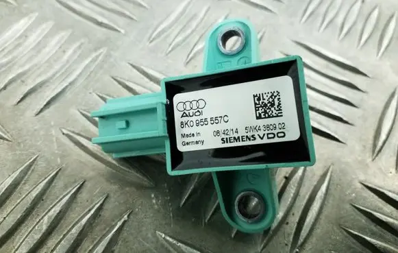 Audi A4 S4 B8 8K Airbag deployment crash/impact sensor 8K0955557C