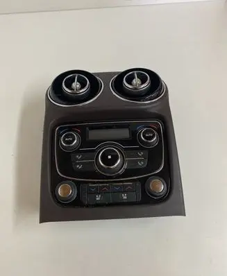 Jaguar XJ X351 Air conditioning (A/C) switch AW9318D687DE