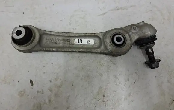 BMW 5 F10 F11 Front lower control arm/wishbone 6794204