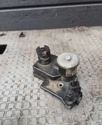 Hyundai Grandeur Intake manifold valve actuator/motor 2838127450
