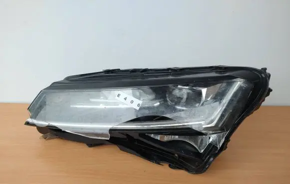 Skoda Superb B8 (3V) Headlight/headlamp 3V1941015D