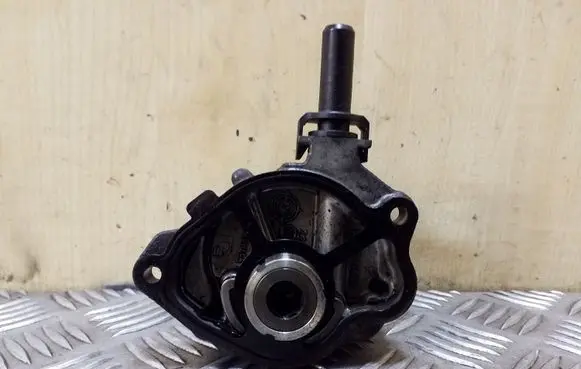 Mercedes-Benz E W212 Vacuum pump A6512300135