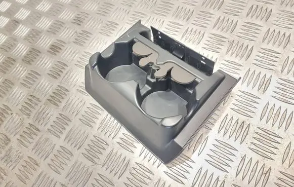 Ford Explorer Cup holder back 