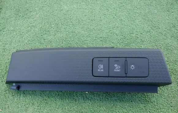 Fog light switch