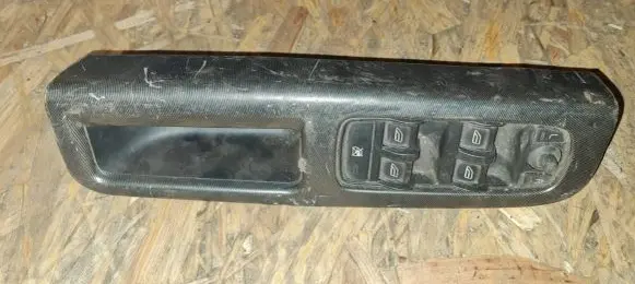 Volvo V50 Electric window control switch 30773210