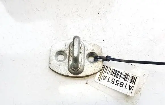 Toyota Corolla E120 E130 Front door lock loop/hook striker n0501341