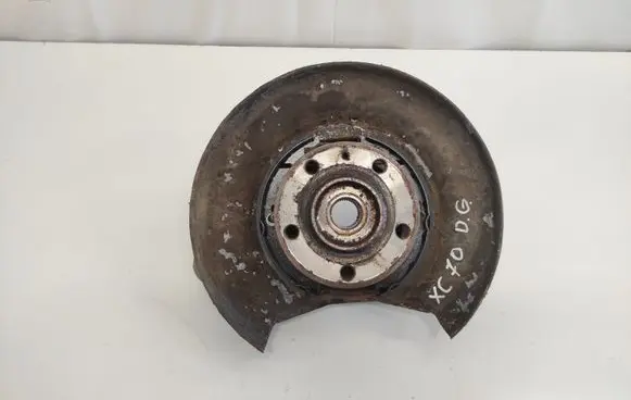 Volvo XC70 Rear wheel hub