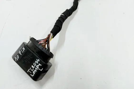 Volkswagen T-Cross Headlight/headlamp wiring loom/harness 6R0973735