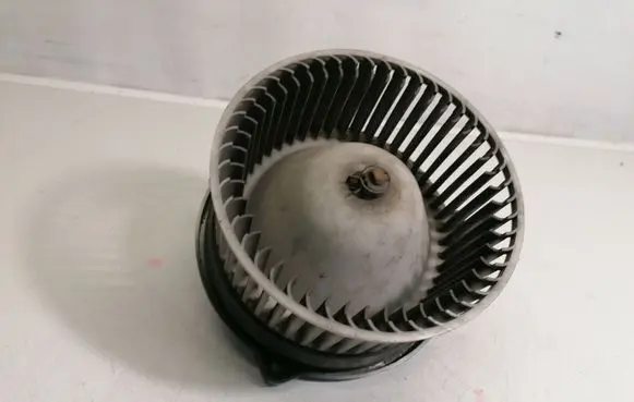 Toyota Corolla Verso AR10 Heater fan/blower 1940000522