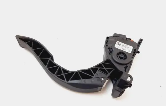 Audi A8 S8 D4 4H Accelerator throttle pedal 8K1723523 6PV00950501