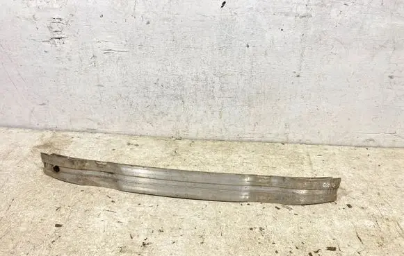 Audi A3 S3 8P Front bumper cross member 8p0807113