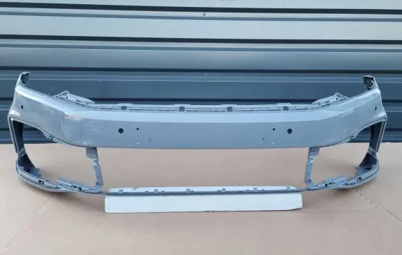 Volkswagen PASSAT B8 Front bumper 3G0807221G