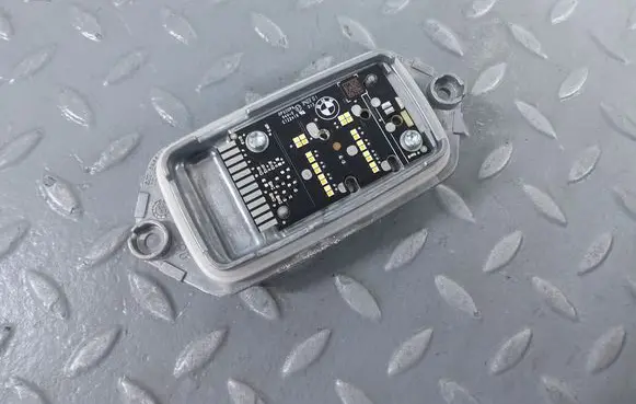 BMW XM LED ballast control module 63115A411E5 5A411E5