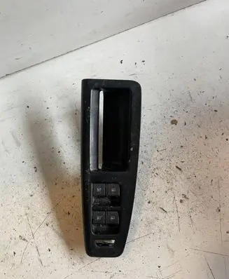 Volkswagen Polo IV 9N3 Electric window control switch 601867171F