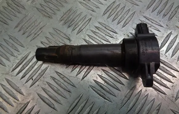 Mitsubishi Colt High voltage ignition coil MN195616