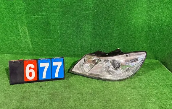 Skoda Octavia Mk2 (1Z) Headlight/headlamp