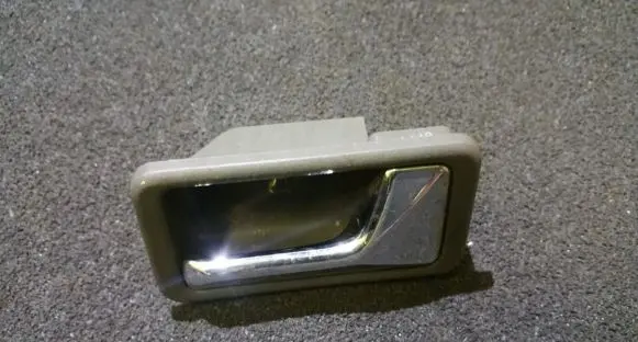 Mazda 626 Rear door interior handle
