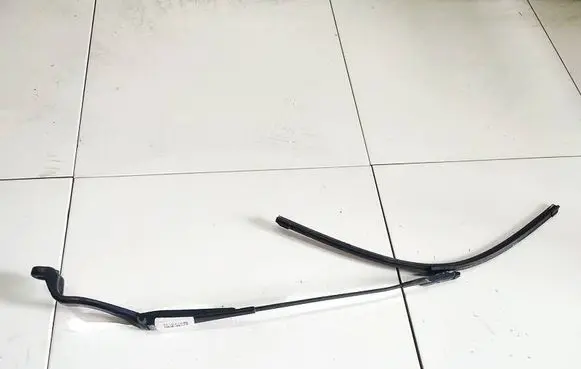Ford S-MAX Front wiper blade arm