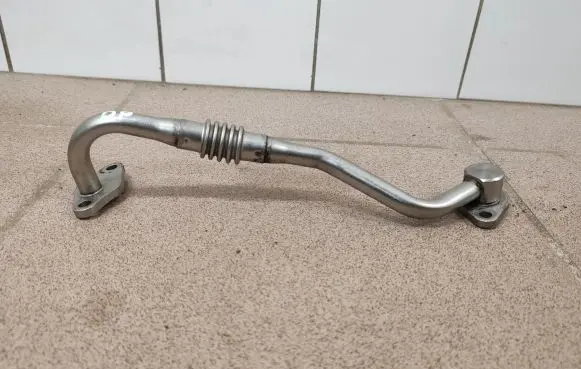 Subaru Legacy EGR valve line/pipe/hose
