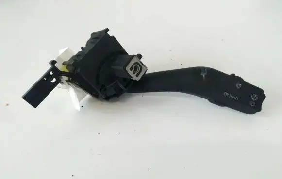 Skoda Octavia Mk2 (1Z) Wiper control stalk 1k0953519a