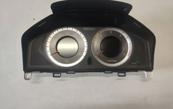 Speedometer (instrument cluster)