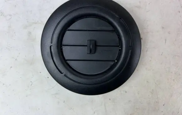 Dodge Durango III Air vent grill in roof 