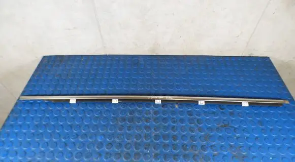 Hyundai Elantra VI Front door trim (molding) CARTLISTWELANTRA