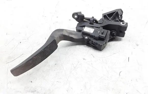 Chrysler 300 - 300C Accelerator throttle pedal 04593610AA