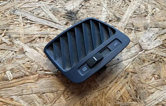 Audi A6 S6 C5 4B Dash center air vent grill 4B0819793
