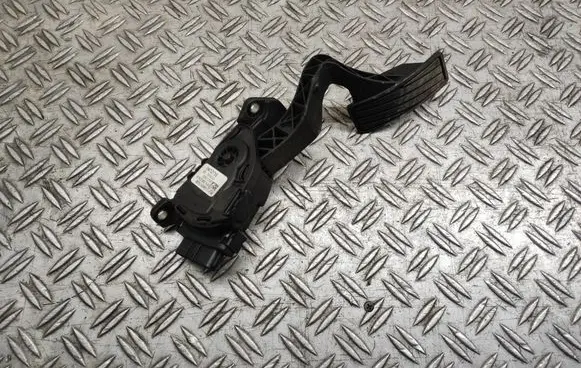 Suzuki SX4 Accelerator throttle pedal 4940079J90 26072007 6PV00907401