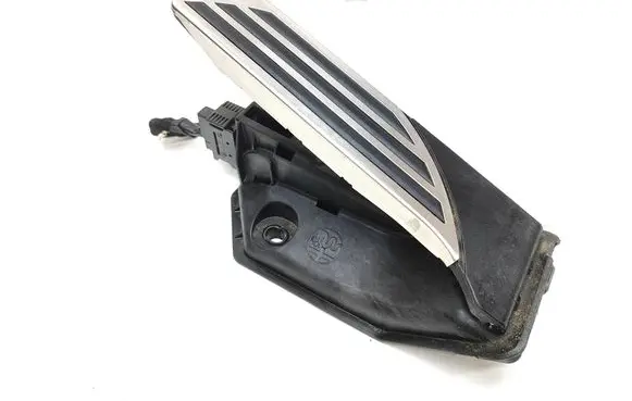 Alfa Romeo Stelvio Accelerator throttle pedal 00505513370 20330479