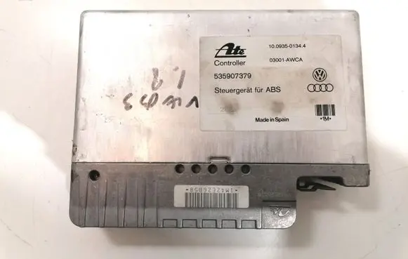 Volkswagen Golf III ABS control unit/module 535907379 10093501344