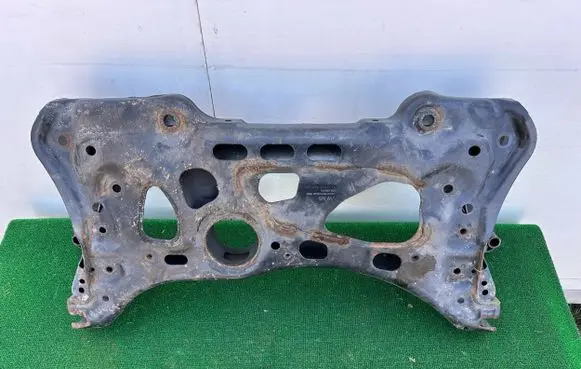 Skoda Octavia Mk3 (5E) Front subframe 5Q0199315