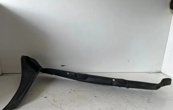 Audi A4 S4 B8 8K Fender end trim 8K0821112C