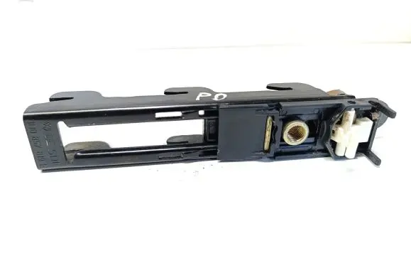 Volkswagen PASSAT B5.5 Seat belt adjustment rail 3B0857819E