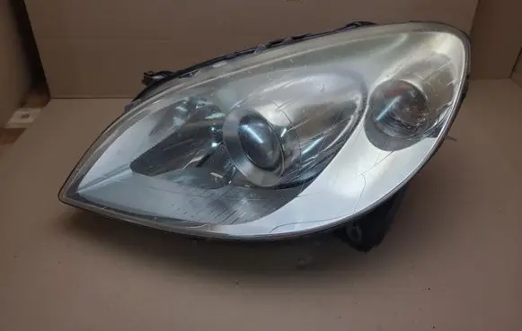 Mercedes-Benz B W245 Headlight/headlamp A1698202561