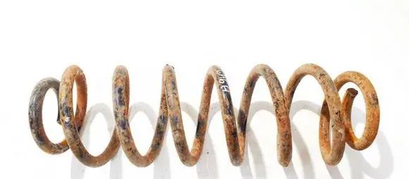 Volkswagen Touran I Rear coil spring